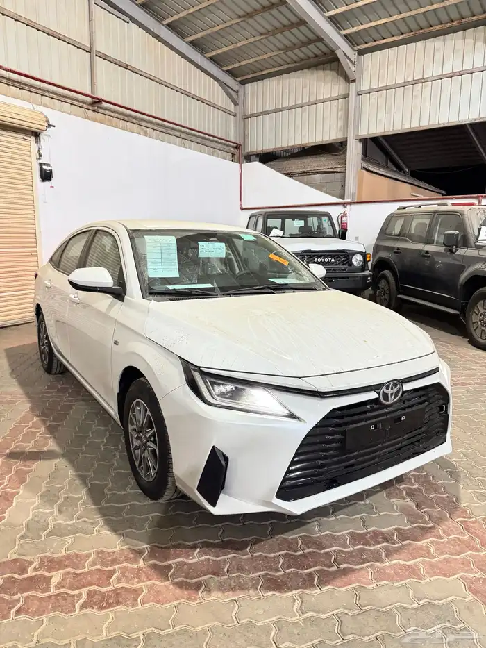 تويوتا يارس Y بنزين 2026 1