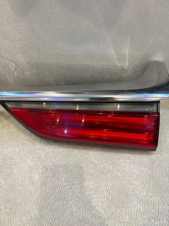 اسطبات شنطة لكزس 0