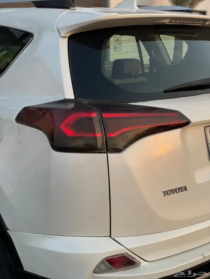 تويوتا - راف فور - 2017 - سعودي - فل كامل 9