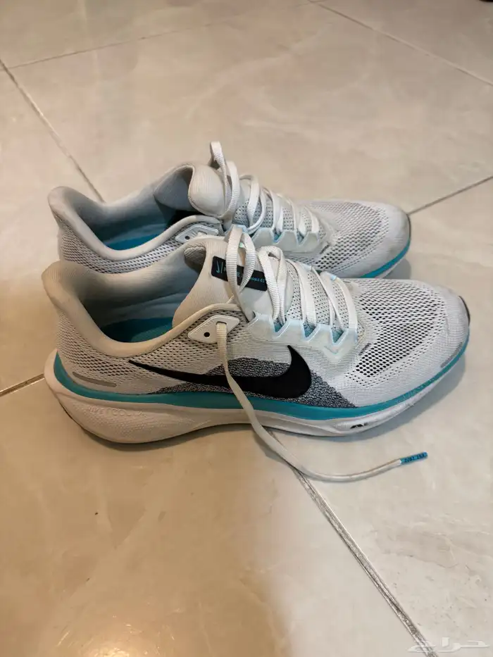 جزمات نايك nike أصلية شبه جديدة 0