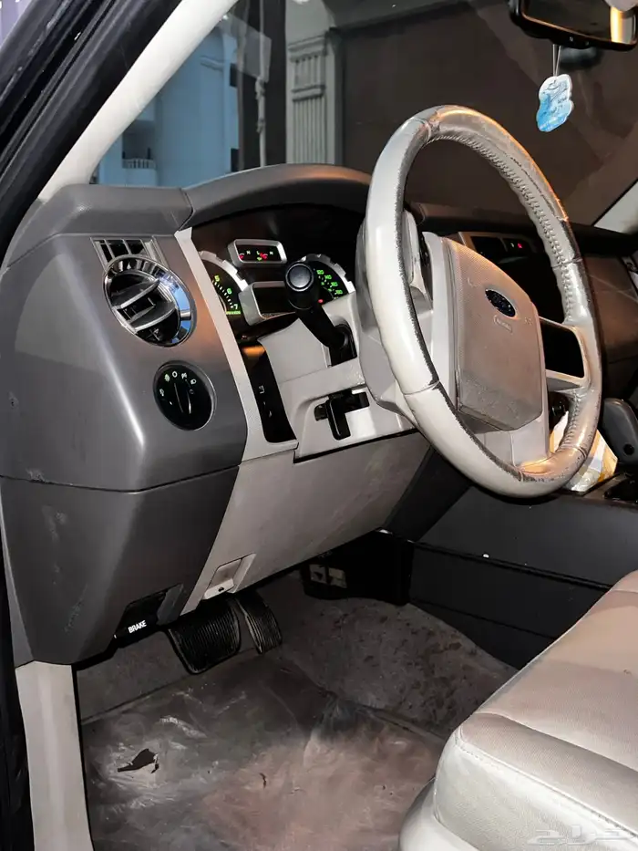 فورد اكسبيدشن - موديل 2014 13