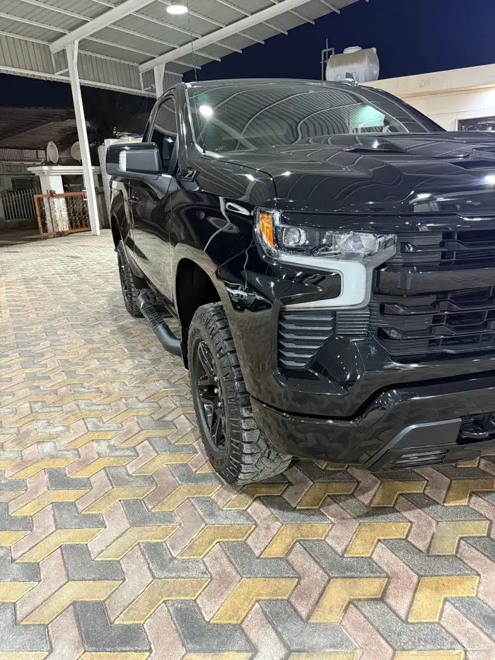 شيفورليه سلفراد تريل بوس بلاك موديل 2023 10