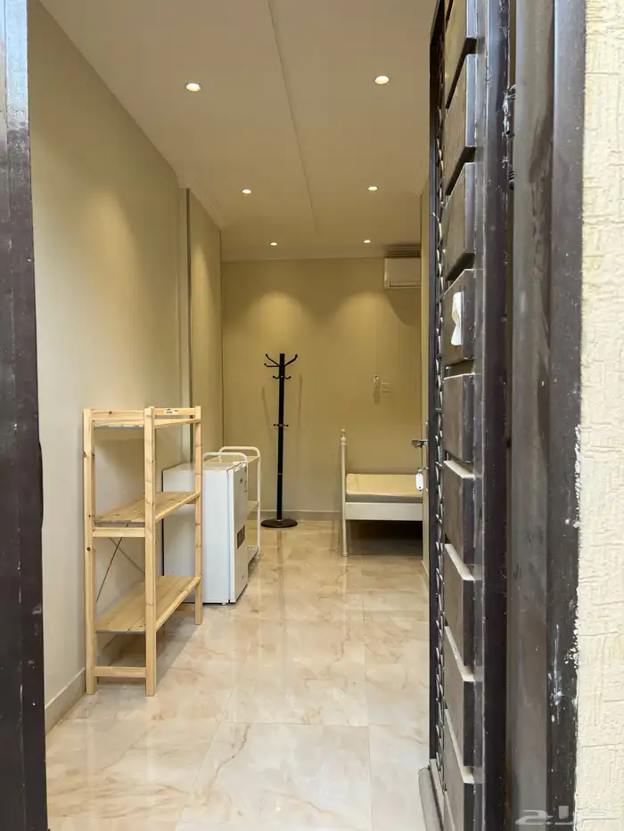 غرفه موثثه في فله الايجار بشهر2500 10