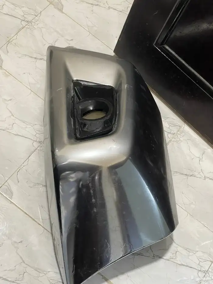 صدام حديد هيلكس. من 2016 لين 2024الجهه اليمين. من عند اركب 0