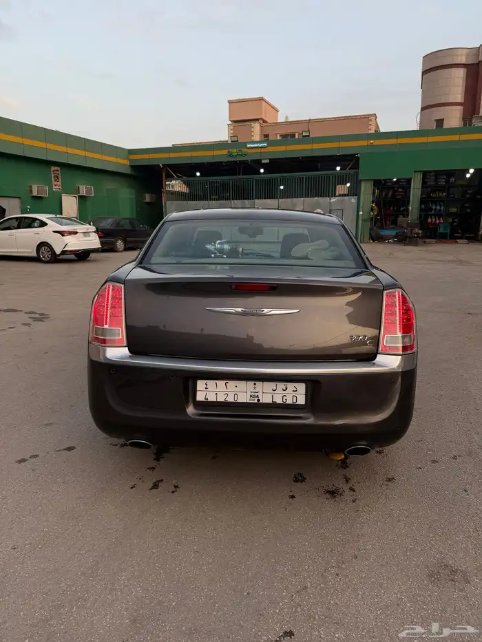 كرايزلر اكزكتيف 2014 هيمي 5