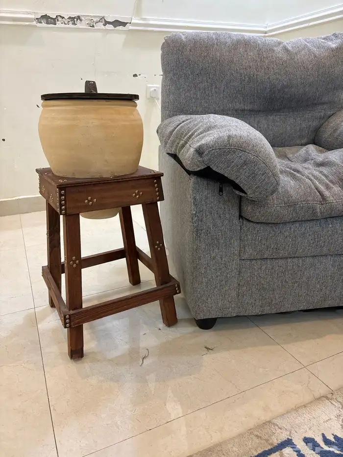 كنب للبيع مع جرب الماء كامل 1400 1