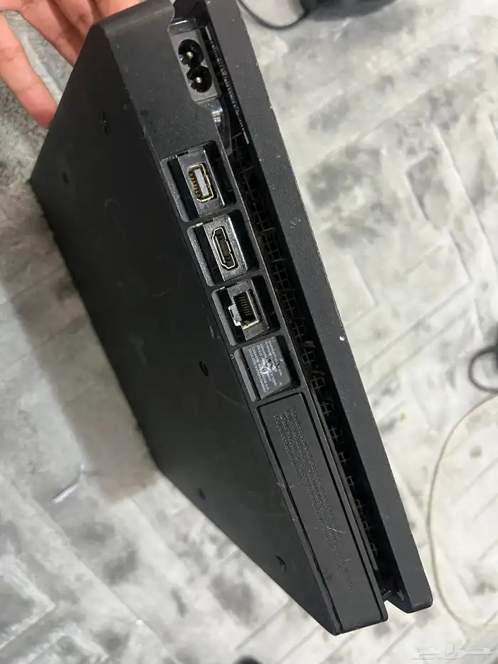 بلايستيشن فور سليم للبيع 1