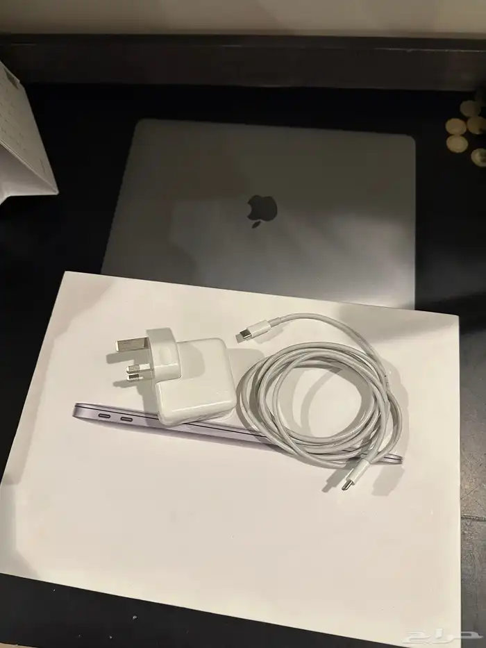 MacBook Air M1 256 4