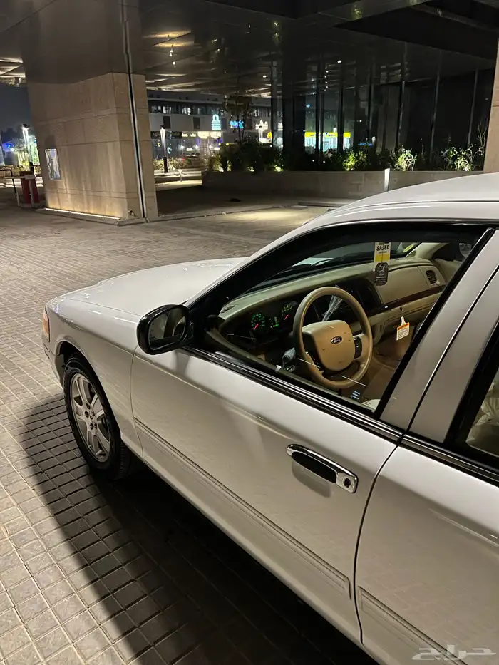 فورد فكتوريا مخزن 5