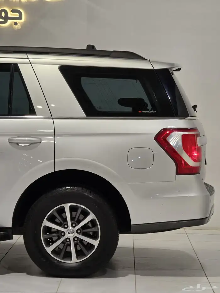 فورد اكسبيدشن موديل 2018 بحالة ممتازة 4