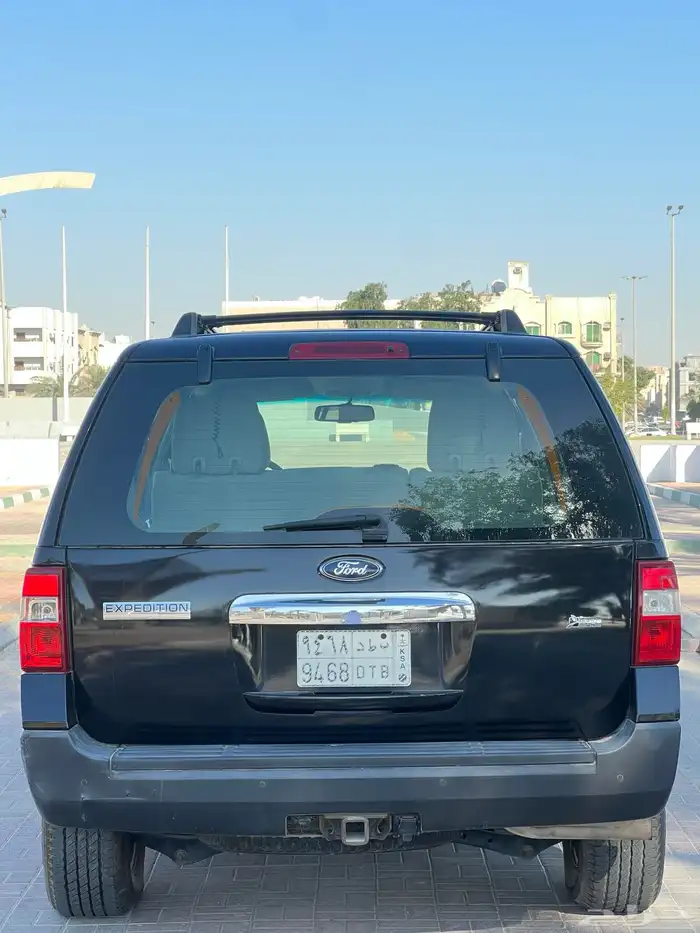 فورد اكسبيدشن قصير 2011 12