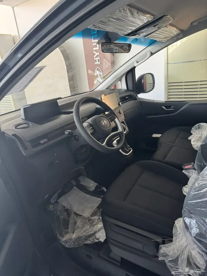 هيونداي استاريا ركاب 9 مقاعد ديزل2025 7