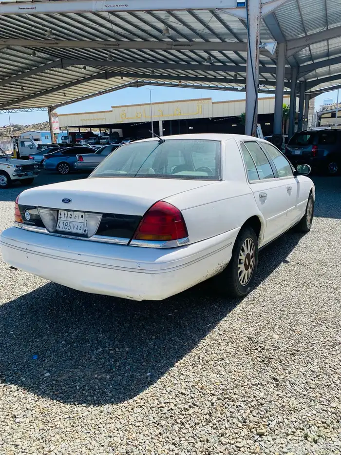 فورد كراون فيكتوريا 1999 7