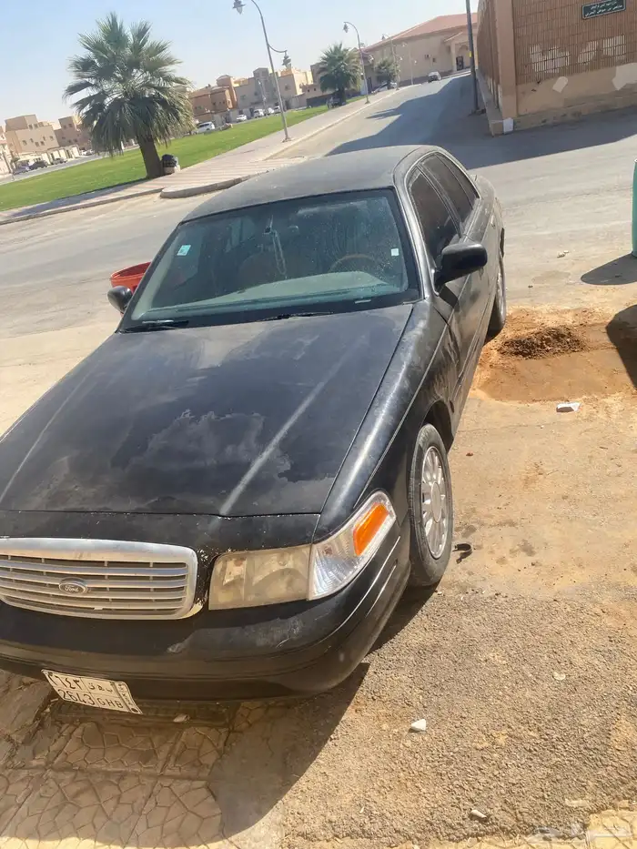 فورد فكتوريا 2003 1