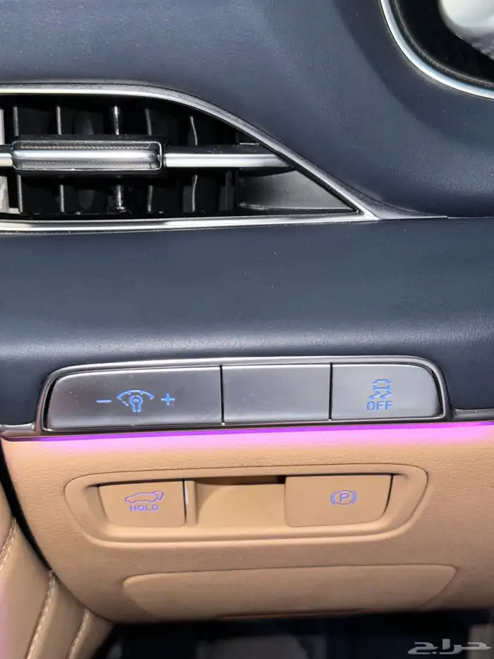 جنسس GV80 رويال فل كامل بحاله الوكاله 2022 38