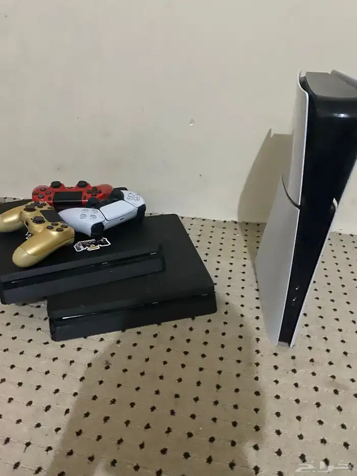 سوني 5 و 2 سوني 4 مع ثلاث يذات 0