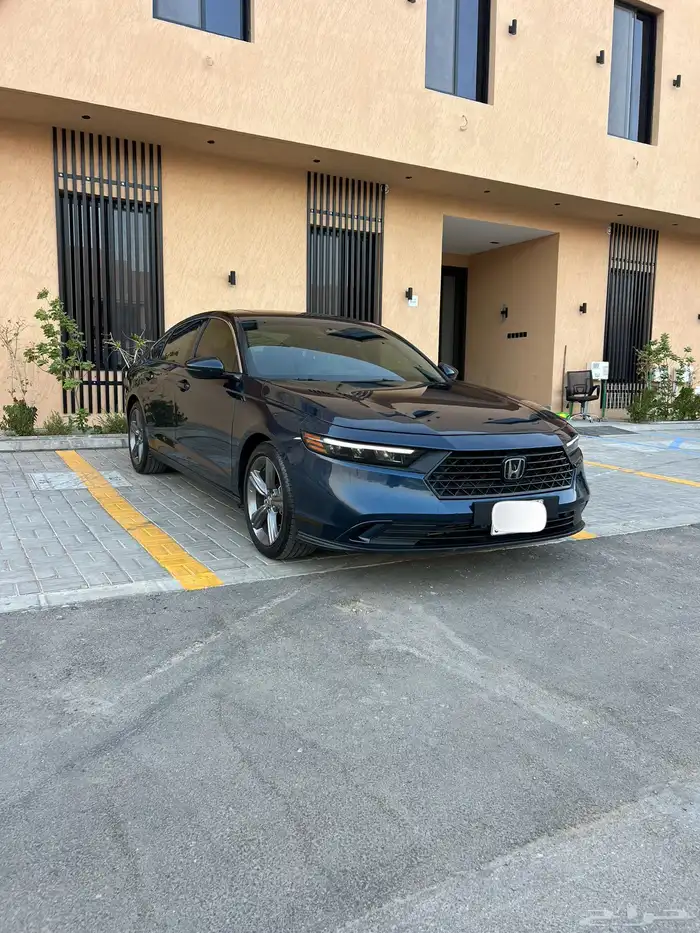 هوندا اكورد 2024 نص فل للبيع 1