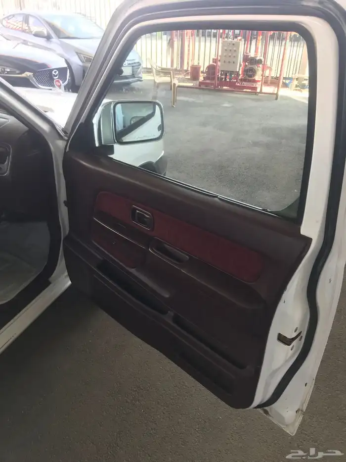 نيسان غمارتين GLموديل 2006 14