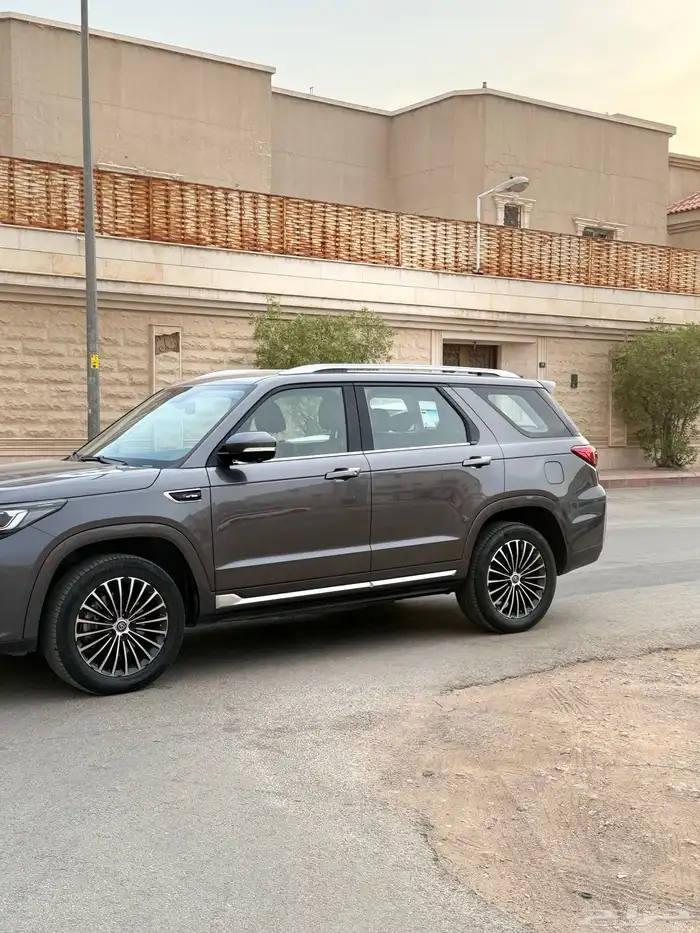 للبيع جيب شانجان CS95 نظيف 2022 3