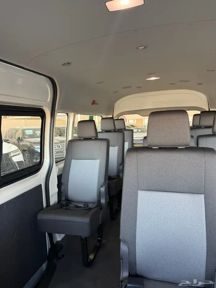 باص تويوتا هايس ركاب بنزين 6 سلندرقير عادي 9