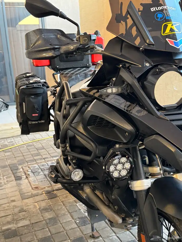 بي ام ادفنشر R1200GSA 7