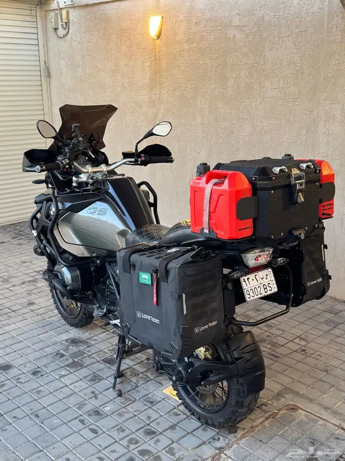 بي ام ادفنشر R1200GSA 18