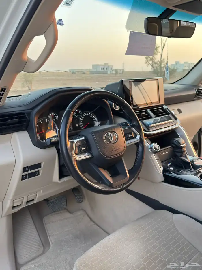 لاندكروزر 2022 ديزل 8