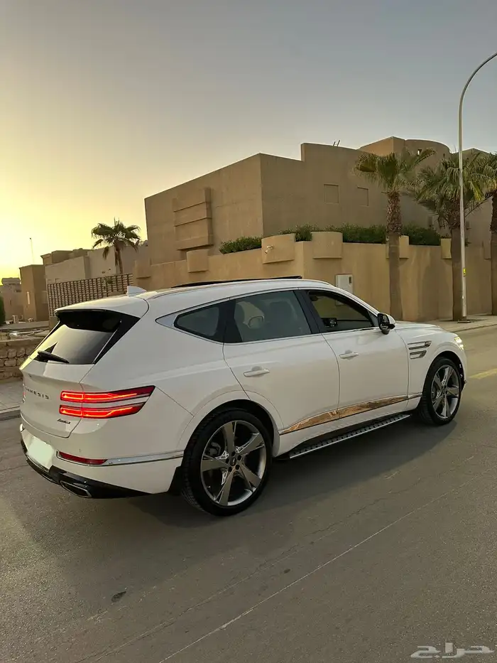 جنسس GV80 رويال فل كامل بحاله الوكاله 2022 43