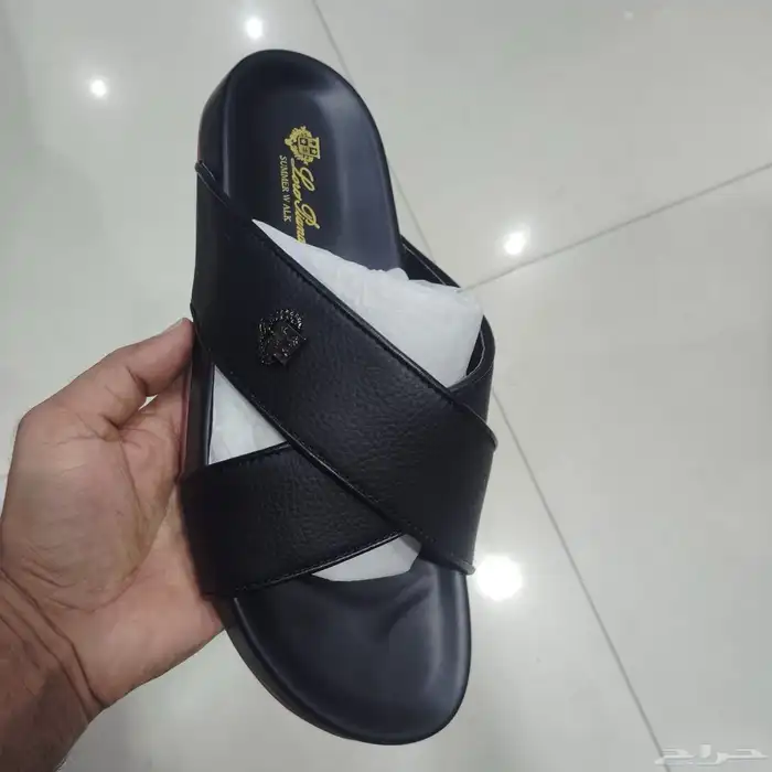 شوزات واحذيه رياضية وشنط ماستر صناعه إيطالي 20