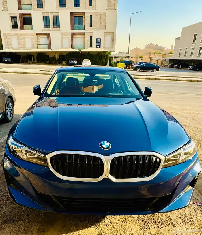 للتنازل بي ام دبليو 320 - موديل 2023 - BMW 320 0