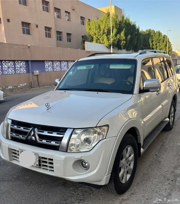 باجيرو 2014 نظيف علا الفحص 2