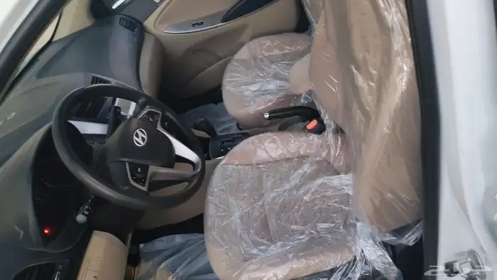 للبيع اكسنت 2018 م 6