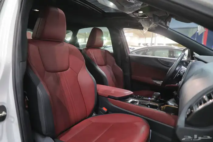 لكزس NX350 بنزين 2024 شبه الجديد 13