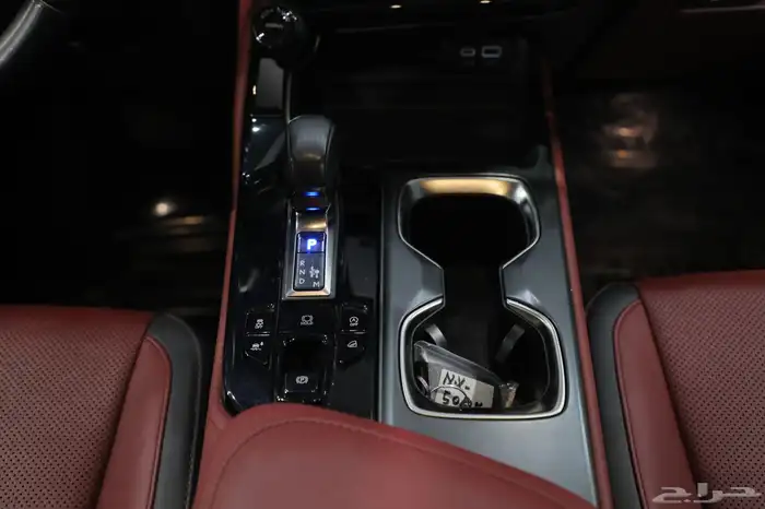 لكزس NX350 بنزين 2024 شبه الجديد 11