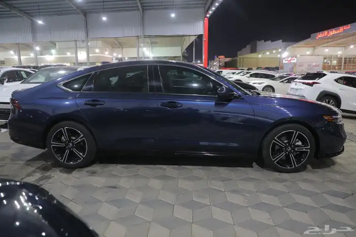 هوندا اكورد EX-L فل كامل هايبرد 2024 شبه الجديد 5