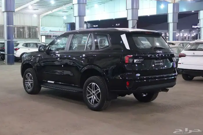 فورد ايفرست XLS بنزين موديل 2025 بسعر 143.750 5