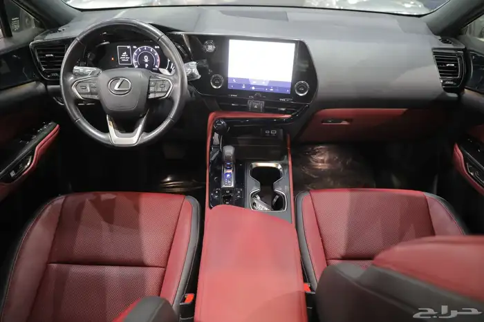 لكزس NX350 بنزين 2024 شبه الجديد 17