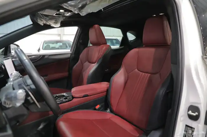 لكزس NX350 بنزين 2024 شبه الجديد 10