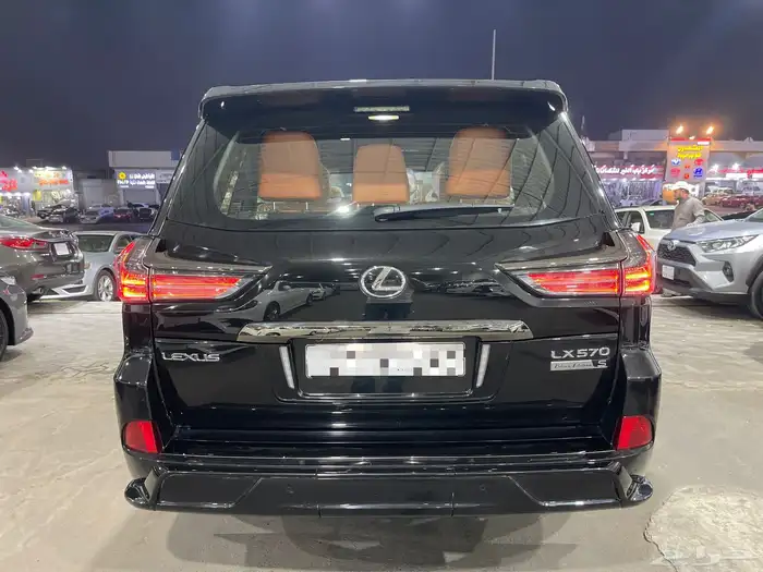 لكزس LX570 2020 بلاك أديشن 5