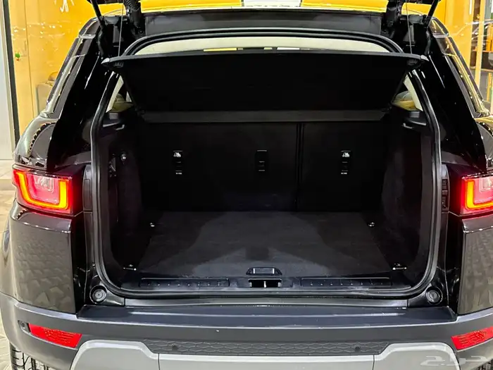 لاند روفر - ايفوك - 2018 - ممشى قليل ( بحاله ممتازة ) 16