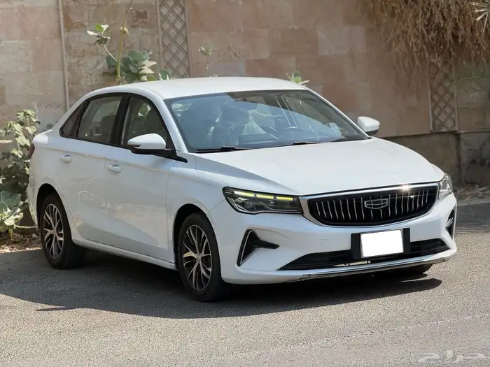 جيلي ام جراند 2023 1