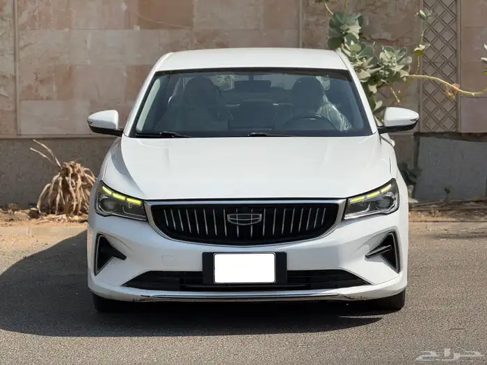 جيلي ام جراند 2023 2