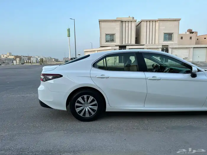 كامري 2024 ستاندر للبيع 3