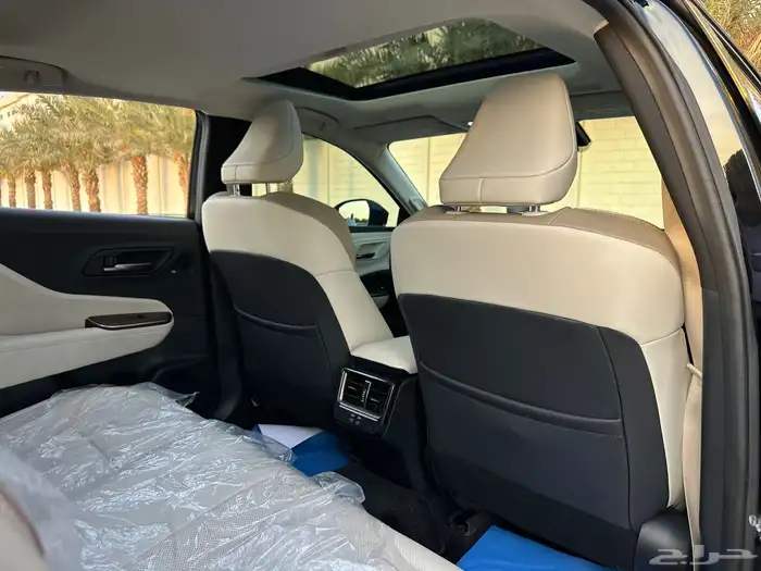 تويوتا كراون بريميوم 2025 شبه جديدة 17