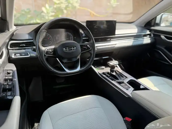 جيلي ام جراند 2023 6