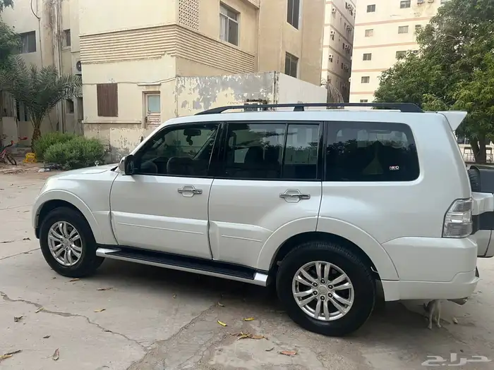 باجيرو خليجي فل كامل ممشى قليل شبة مخزن موديل 2017 للبيع 5