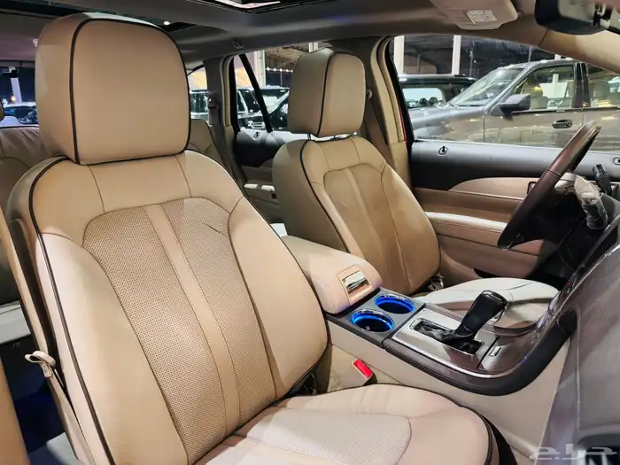 لنكولن 2015 MKX فل الفل ( بحالة ممتازة ) 4