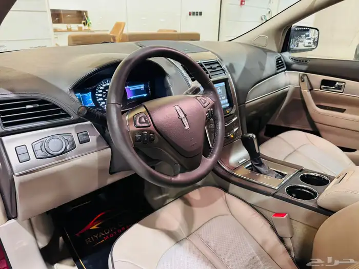 لنكولن 2015 MKX فل الفل ( بحالة ممتازة ) 7