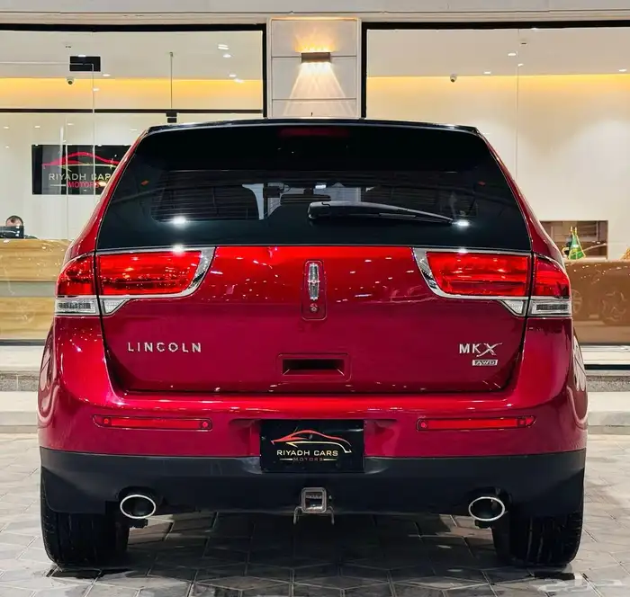 لنكولن 2015 MKX فل الفل ( بحالة ممتازة ) 3