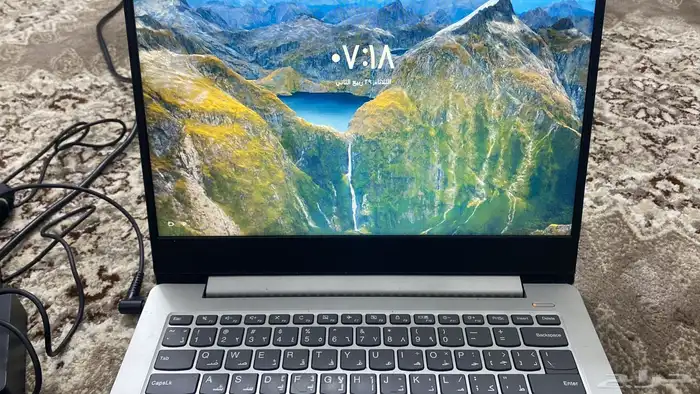 لابتوب للبيع 1